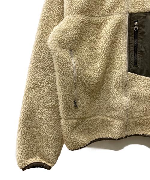 Patagonia（パタゴニア）Patagonia (パタゴニア) フリースジャケット アイボリー サイズ:Mの古着・服飾アイテム