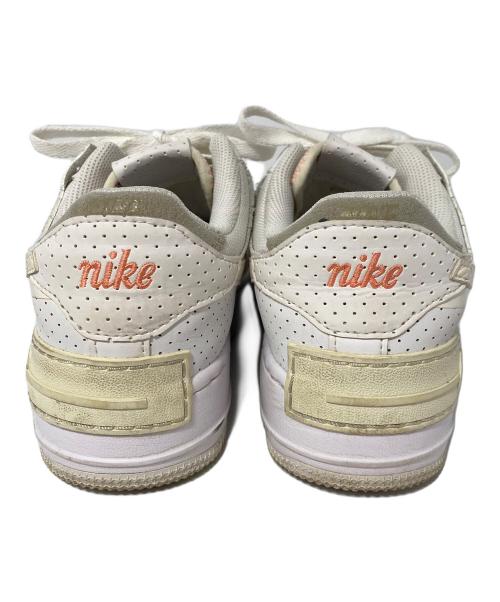 NIKE（ナイキ）NIKE (ナイキ) WMNS AF1 SHADOW ホワイト サイズ:24.5cmの古着・服飾アイテム