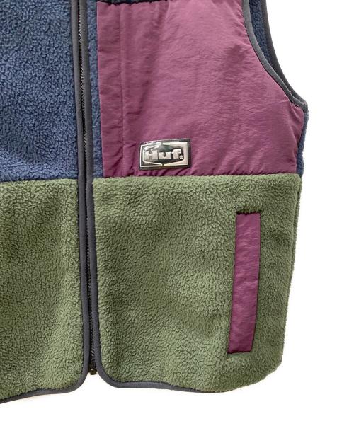 HUF（ハフ）HUF (ハフ) SONOMA HIGH PILE VEST HUF オリーブ サイズ:Mの古着・服飾アイテム