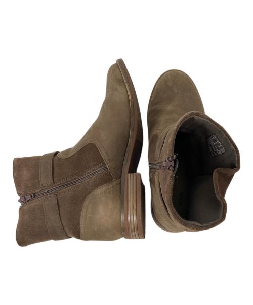 CLARKS（クラークス）CLARKS (クラークス) ショートブーツ ブラウン サイズ:24cmの古着・服飾アイテム