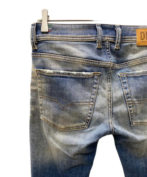 DIESEL（ディーゼル）DIESEL (ディーゼル) デニムパンツ インディゴ サイズ:27の古着・服飾アイテム