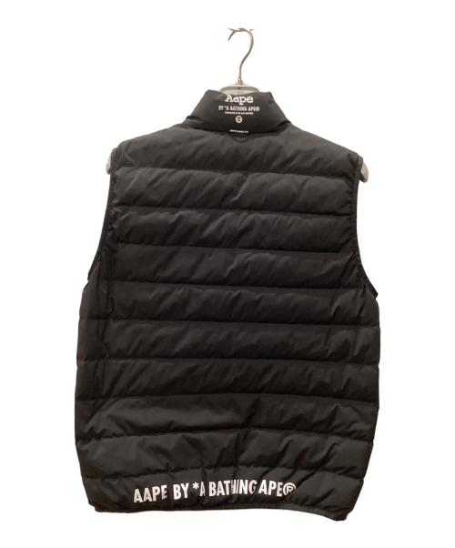 Aape BY A BATHING APE（エーエイプ バイ アベイシングエイプ）Aape BY A BATHING APE (エーエイプ バイ アベイシングエイプ) ダウンベスト ブラック サイズ:Mの古着・服飾アイテム