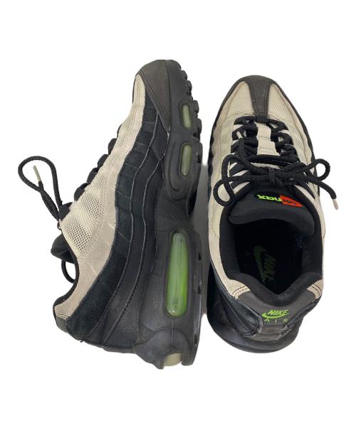 NIKE（ナイキ）NIKE (ナイキ) AIR MAX 95 ESSENTIAL ホワイト×ブラック サイズ:26cmの古着・服飾アイテム
