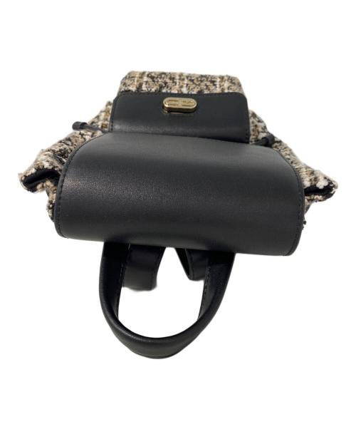 FURLA（フルラ）FURLA (フルラ) ミニリュック ブラック×ベージュの古着・服飾アイテム