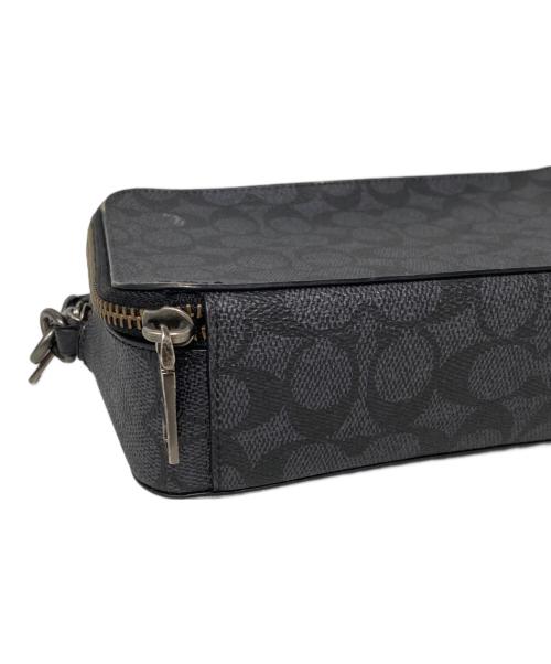 COACH（コーチ）COACH (コーチ) クラッチバッグ ブラックの古着・服飾アイテム