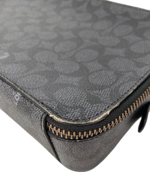 COACH（コーチ）COACH (コーチ) クラッチバッグ ブラックの古着・服飾アイテム