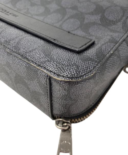 COACH（コーチ）COACH (コーチ) クラッチバッグ ブラックの古着・服飾アイテム