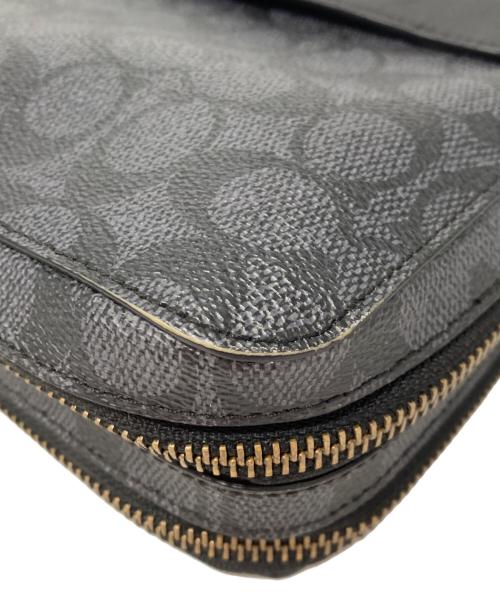 COACH（コーチ）COACH (コーチ) クラッチバッグ ブラックの古着・服飾アイテム