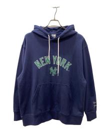 New Era×AZUL by moussy（ニューエラ×アズールバイマウジー）の古着「プルオーバーパーカー」｜ネイビー