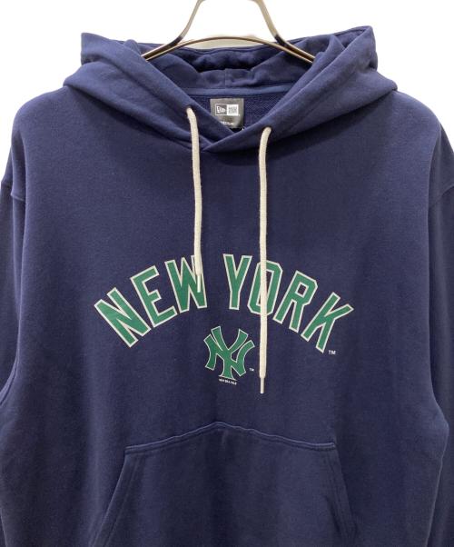 New Era（ニューエラ）New Era (ニューエラ) AZUL by moussy (アズールバイマウジー) プルオーバーパーカー ネイビー サイズ:M 未使用品の古着・服飾アイテム