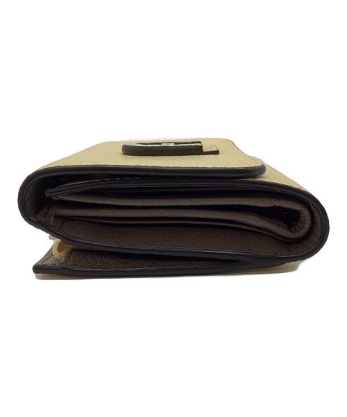 FURLA（フルラ）FURLA (フルラ) 3つ折り財布 イエローの古着・服飾アイテム