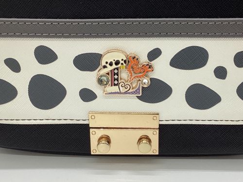 UNIVERSAL STUDIOS JAPAN（ユニバーサルスタジオジャパン）UNIVERSAL STUDIOS JAPAN (ユニバーサルスタジオジャパン) ONE PIECE (ワンピース) ショルダーバッグ ブラックの古着・服飾アイテム