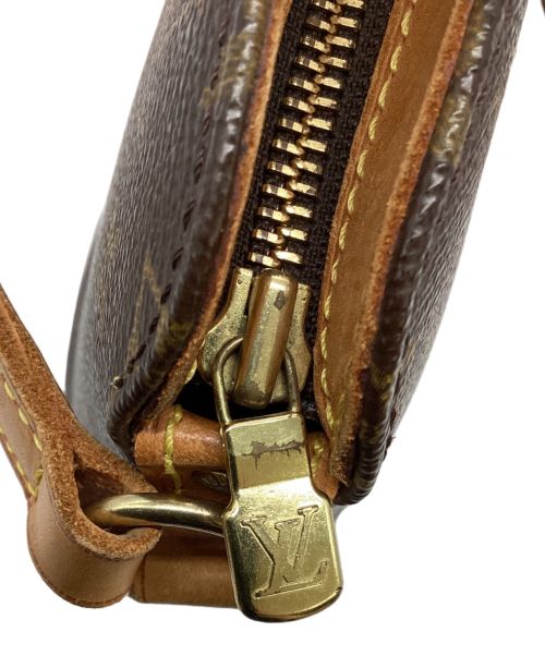 LOUIS VUITTON（ルイ ヴィトン）LOUIS VUITTON (ルイ ヴィトン) ショルダーポーチ/ドルーオ ブラウンの古着・服飾アイテム