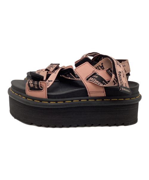 Dr.Martens（ドクターマーチン）Dr.Martens (ドクターマーチン) ストラップサンダル ブラック×ピンク サイズ:UK6の古着・服飾アイテム