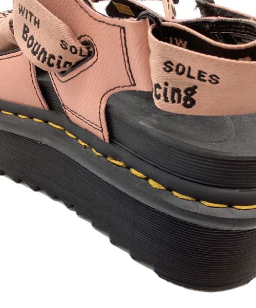 Dr.Martens（ドクターマーチン）Dr.Martens (ドクターマーチン) ストラップサンダル ブラック×ピンク サイズ:UK6の古着・服飾アイテム