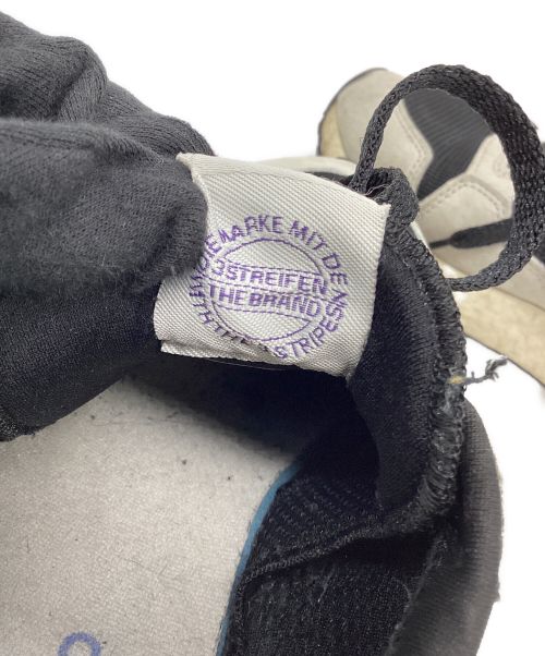 adidas（アディダス）adidas (アディダス) スニーカー グレー×ブラック サイズ:27.5の古着・服飾アイテム