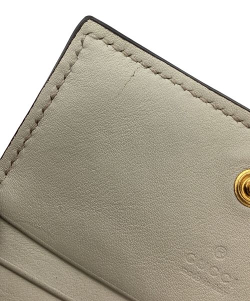 GUCCI（グッチ）GUCCI (グッチ) コンパクトウォレット/GGマーモント ベージュの古着・服飾アイテム