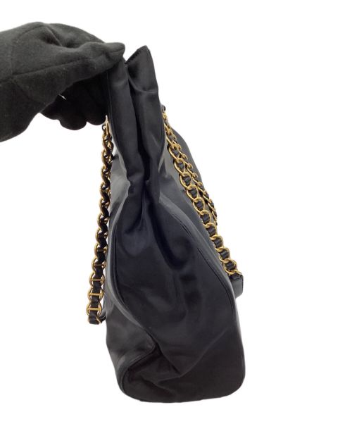 PRADA（プラダ）PRADA (プラダ) チェーンショルダーバッグ ブラックの古着・服飾アイテム