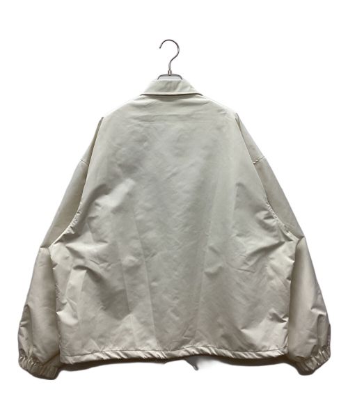 STUDIO NICHOLSON（スタジオ ニコルソン）STUDIO NICHOLSON (スタジオ ニコルソン) ZARA (ザラ) ナイロンコート ホワイト サイズ:SM 未使用品の古着・服飾アイテム