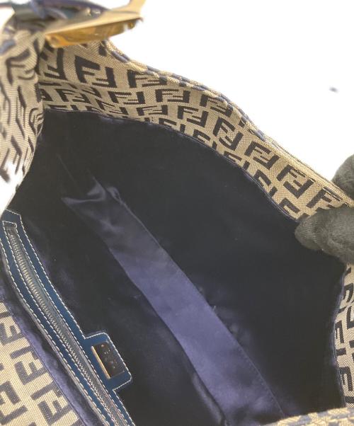 FENDI（フェンディ）FENDI (フェンディ) ショルダーバッグ ネイビーの古着・服飾アイテム