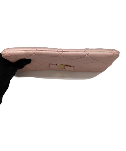 Salvatore Ferragamo（サルヴァトーレ フェラガモ）Salvatore Ferragamo (サルヴァトーレ フェラガモ) クラッチバッグ ピンクの古着・服飾アイテム