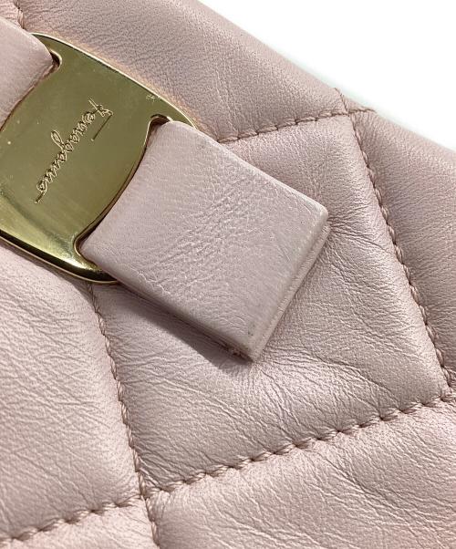 Salvatore Ferragamo（サルヴァトーレ フェラガモ）Salvatore Ferragamo (サルヴァトーレ フェラガモ) クラッチバッグ ピンクの古着・服飾アイテム
