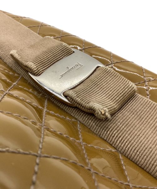 Salvatore Ferragamo（サルヴァトーレ フェラガモ）Salvatore Ferragamo (サルヴァトーレ フェラガモ) ショルダーバッグ ブラウンの古着・服飾アイテム