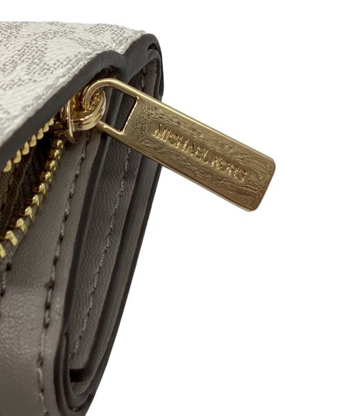 MICHAEL KORS（マイケル・コース）MICHAEL KORS (マイケルコース) コンパクトウォレット ホワイト×グレーの古着・服飾アイテム