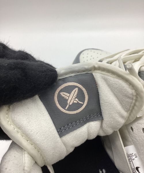 NIKE（ナイキ）NIKE (ナイキ) スニーカー ホワイト×グレー サイズ:28.5の古着・服飾アイテム