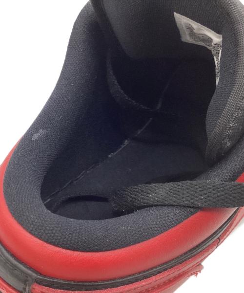 NIKE（ナイキ）NIKE (ナイキ) スニーカー ブラック×レッド サイズ:27の古着・服飾アイテム