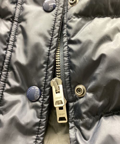 COACH（コーチ）COACH (コーチ) ダウンコート ネイビー サイズ:XSの古着・服飾アイテム