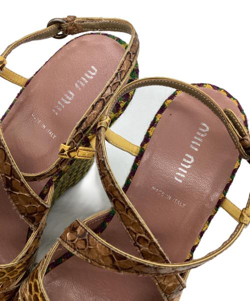 MIU MIU（ミュウミュウ）MIU MIU (ミュウミュウ) ウェッジソールサンダル イエロー サイズ:22.5の古着・服飾アイテム
