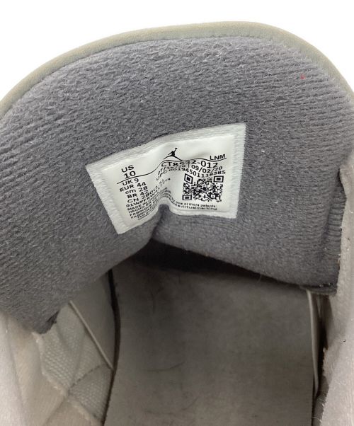 NIKE（ナイキ）NIKE (ナイキ) ハイカットスニーカー/AIR JORDAN 3 RETRO グレー サイズ:28cmの古着・服飾アイテム