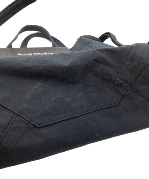 Acne studios（アクネ ストゥディオス）Acne studios (アクネ ストゥディオス) ペーパーナイロントートバッグ ブラックの古着・服飾アイテム