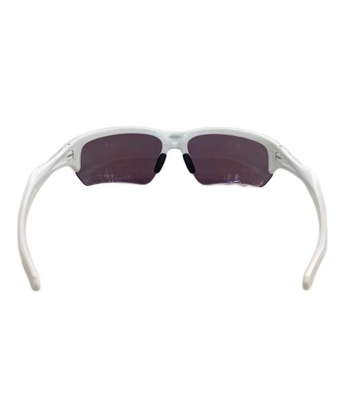 OAKLEY（オークリー）OAKLEY (オークリー) サングラス ホワイト サイズ:09 131の古着・服飾アイテム