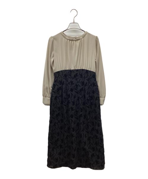 COHINA（コヒナ）COHINA (コヒナ) フロッキープリントドッキングワンピース グレー×ブラック サイズ:Freeの古着・服飾アイテム