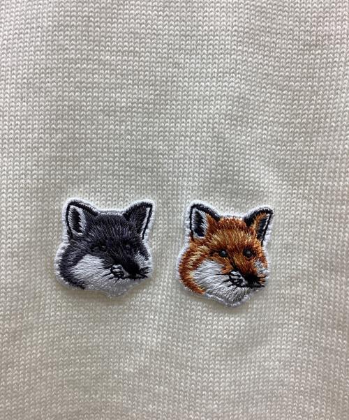 maison kitsune（メゾンキツネ）maison kitsune (メゾンキツネ) ダブルフォックスヘッド パッチ Rネック カーディガン アイボリー サイズ:Mの古着・服飾アイテム