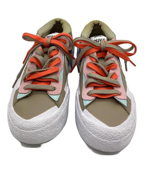 NIKE（ナイキ）NIKE (ナイキ) ローカットスニーカー ベージュ サイズ:25の古着・服飾アイテム