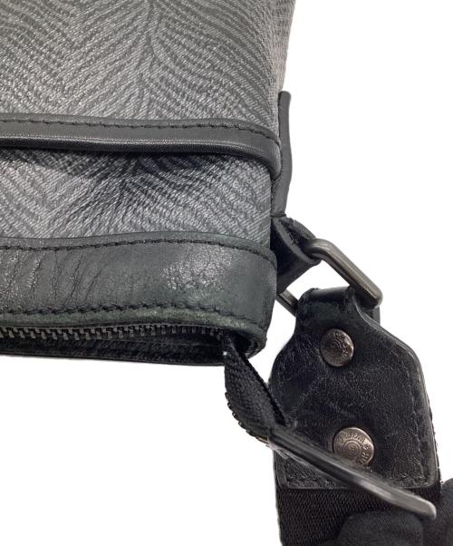 HUNTING WORLD（ハンティングワールド）HUNTING WORLD (ハンティングワールド) メッセンジャーバッグ ブラックの古着・服飾アイテム