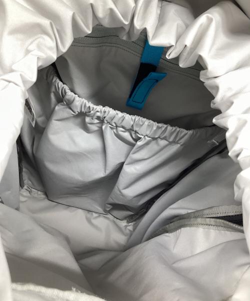 ARC'TERYX（アークテリクス）ARC'TERYX (アークテリクス) MANTIS 20 BACKPACK グレーの古着・服飾アイテム