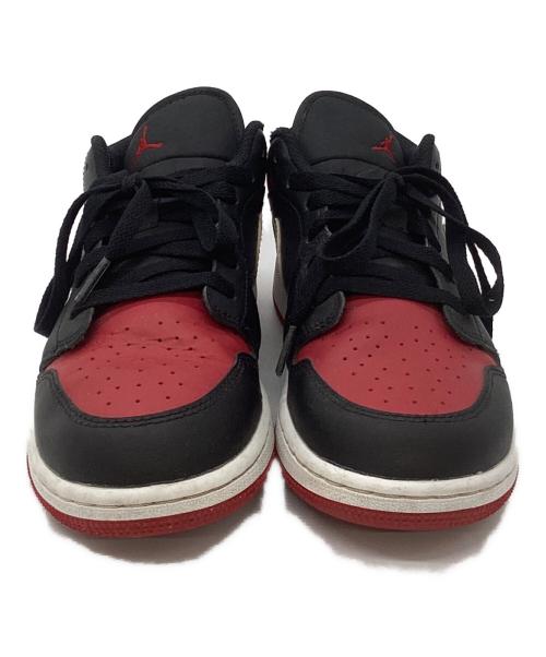 NIKE（ナイキ）NIKE (ナイキ) ローカットスニーカー ブラック×レッド サイズ:24の古着・服飾アイテム