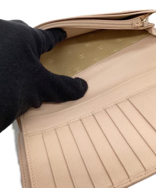 CHANEL（シャネル）CHANEL (シャネル) 長財布 ベージュの古着・服飾アイテム