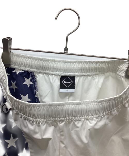 F.C.R.B.（エフシーレアルブリストル）F.C.R.B. (エフシーレアルブリストル) ジャージパンツ ホワイト×ネイビー サイズ:Sの古着・服飾アイテム