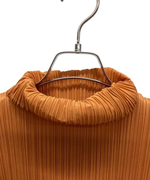 PLEATS PLEASE（プリーツプリーズ）PLEATS PLEASE (プリーツプリーズ) ボトルネックノースリーブワンピース オレンジ サイズ:Lの古着・服飾アイテム