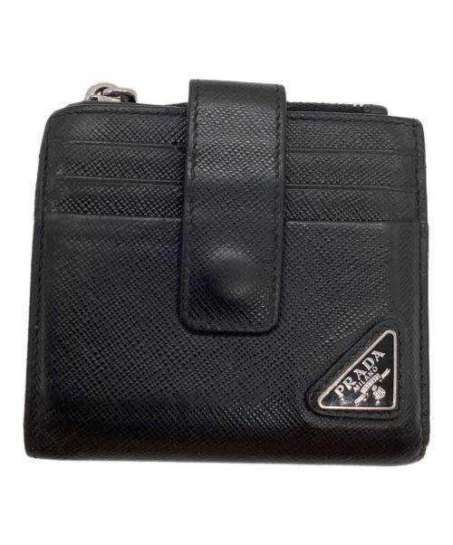 PRADA（プラダ）PRADA (プラダ) サフィアーノトライアングルコンパクトウォレット ブラックの古着・服飾アイテム