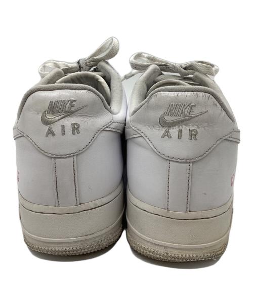 NIKE（ナイキ）NIKE (ナイキ) SUPREME (シュプリーム) スニーカー/AIR FORCE1 LOW ホワイト サイズ:29.5の古着・服飾アイテム