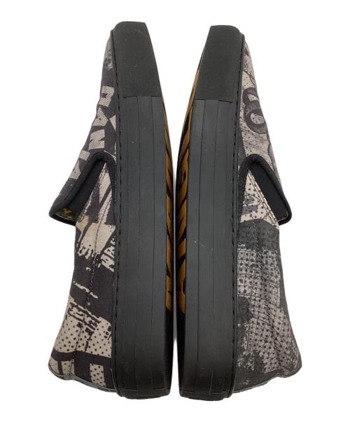 Vivienne Westwood（ヴィヴィアンウエストウッド）Vivienne Westwood (ヴィヴィアンウエストウッド) スリッポン グレー サイズ:45の古着・服飾アイテム