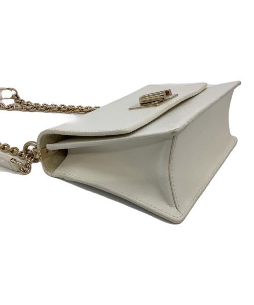 FURLA（フルラ）FURLA (フルラ) チェーンショルダーバッグ ホワイトの古着・服飾アイテム