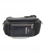 TUMIトゥミ）の古着「ボディーバッグ」｜ブラック