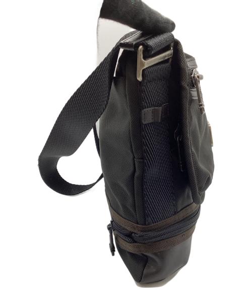 TUMI（トゥミ）TUMI (トゥミ) メッセンジャーバッグ ブラウンの古着・服飾アイテム